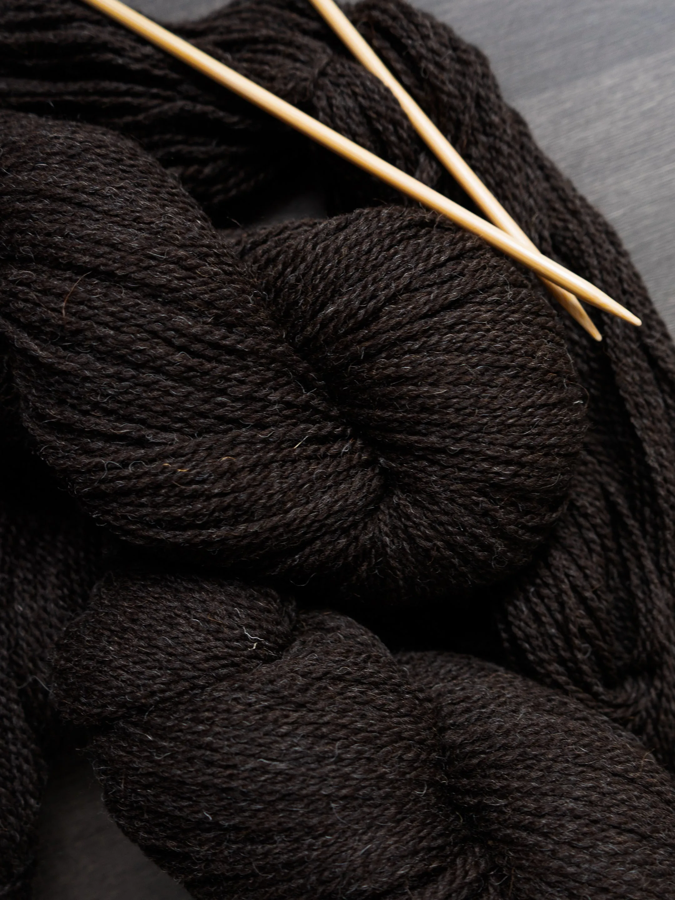 Black Welsh Mountain Worsted<br><small>100% black welsh mountain</small>