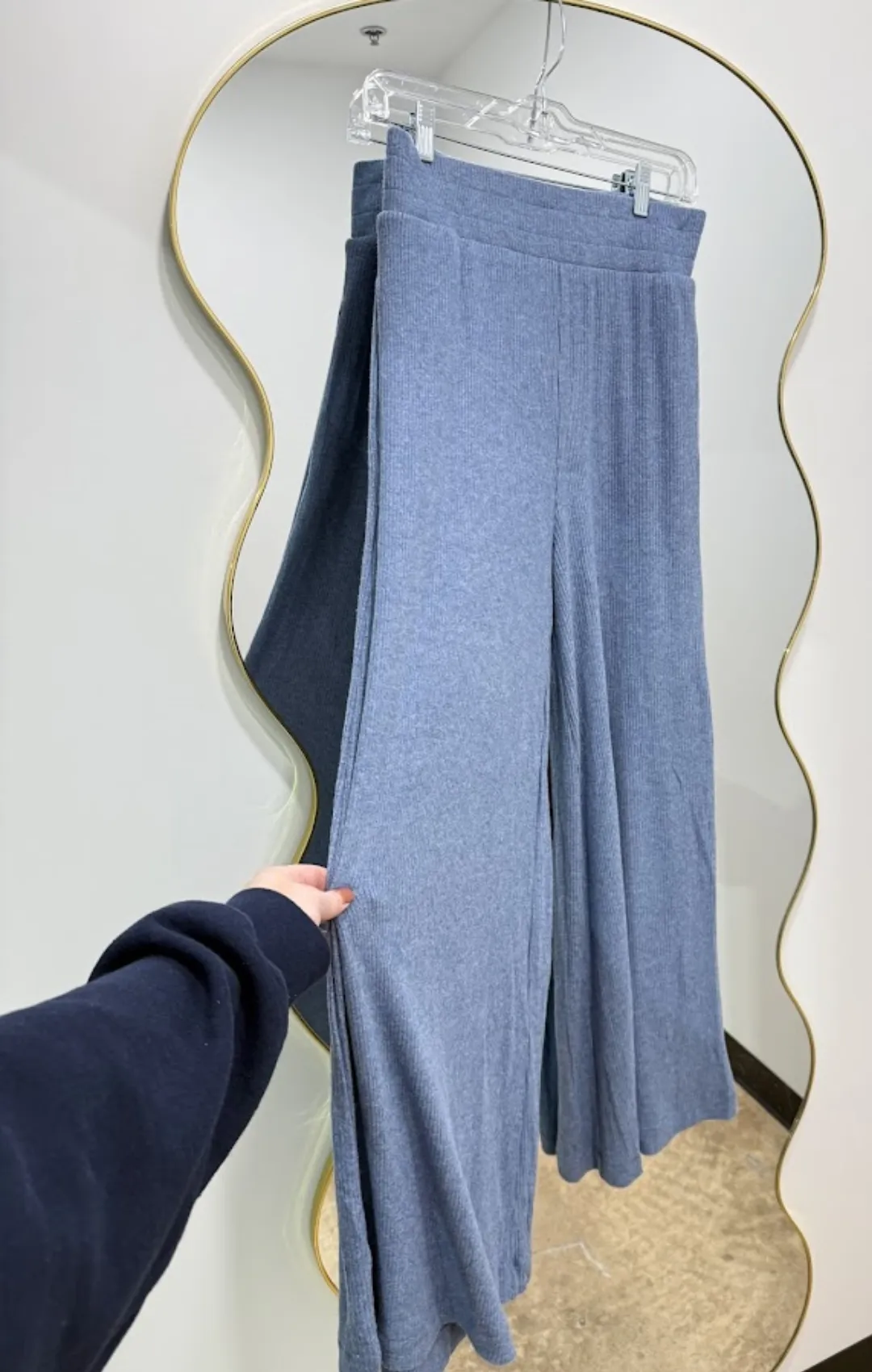 Soft Ribbed Wide Leg Pants